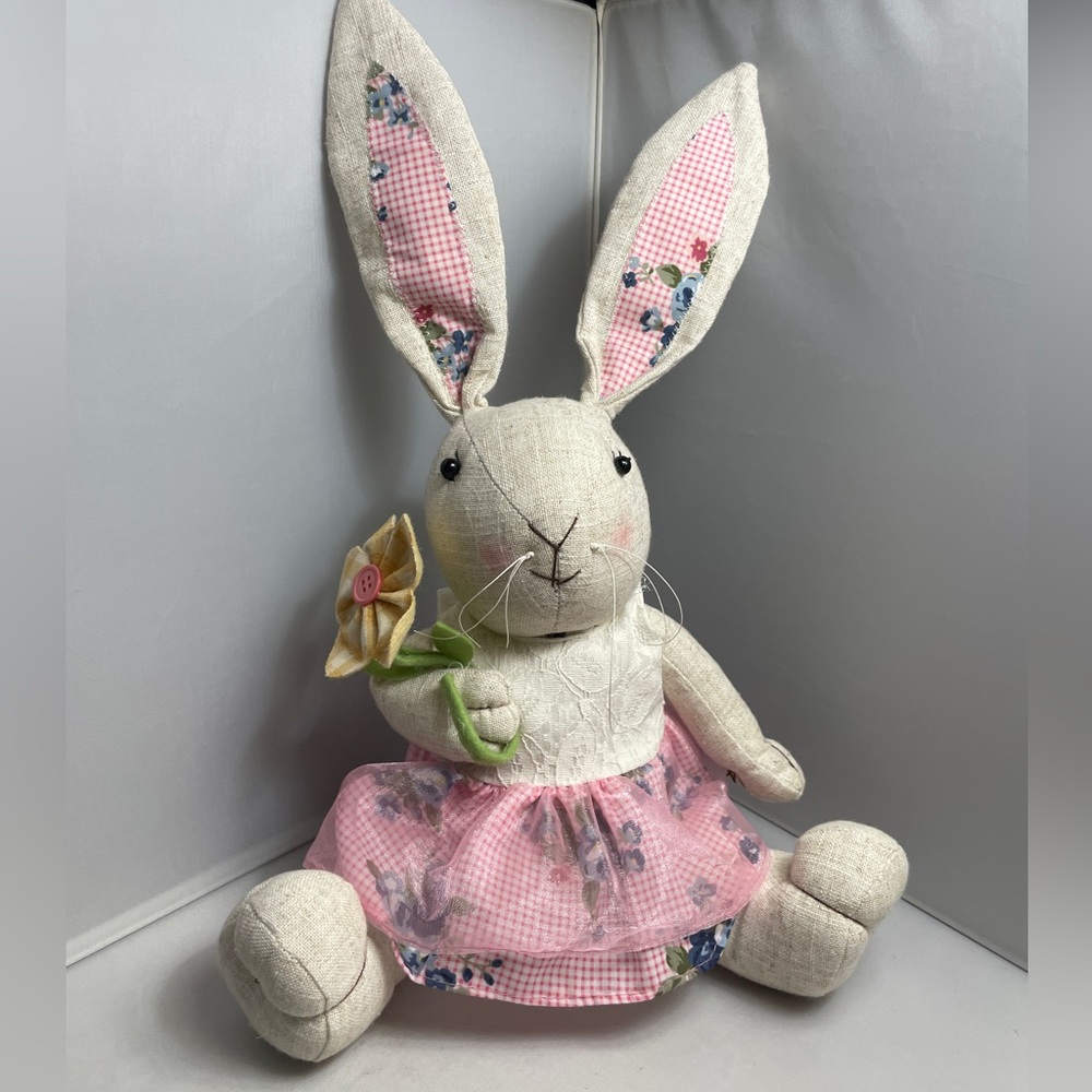 Sitting Bunny Figure Cloth Fabric Easter Rabbit Holding Sun Flower‎ Spring Decor